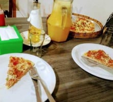 Portal Pizzaria E Lanchonete food