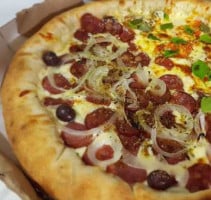 Pizza In Caza food