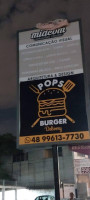 Pops Burger outside