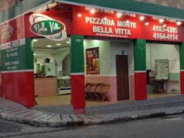 Bella Vitta Pizzaria outside