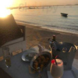 Opera Beach Food
