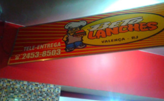 Beto Lanches food