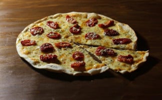 Pizzaria Massas E Sabores food