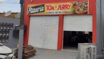 Pizzaria Tom Jerry outside