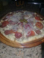 Domini Pizzaria food