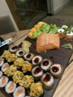 Titô Sushi food