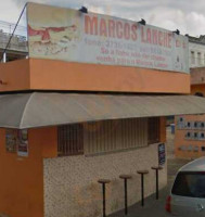 Marcos Lanche outside