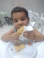 Helio's Lanches food