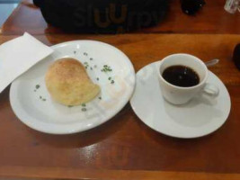 Serafim Adega Café food