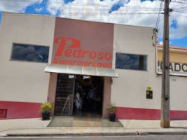 Pedroso outside