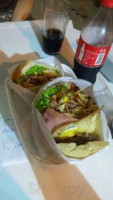 J R Lanches food