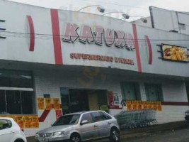 Katuxa Supermercado, Padaria E outside