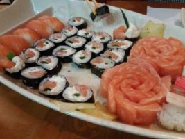Sushi Miaky food