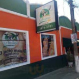 La Budega Grill E Extérieur