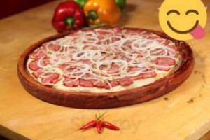 Pizzaria Supreme food