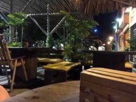 Muda Restaurante E Bar outside