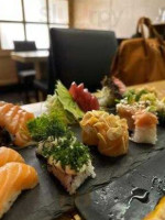 Sushi Tomy food