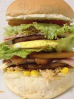 La Chapa Hamburgueria food