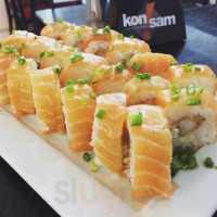 Koni Sam Restaurante Temakeria Sushibar food
