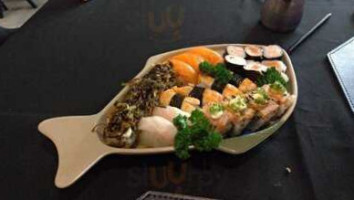 Mayuu Sushi food