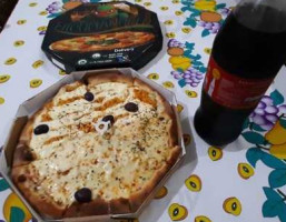 Pizzaria E Esfiharia Michelangelo food