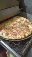 Pizzaria Papaleguas Em Belford Roxo food