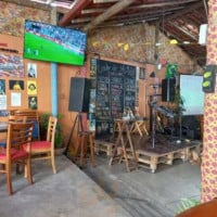Bar/restaurante Canto De Mainha inside