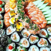 Kenzu Sushi food