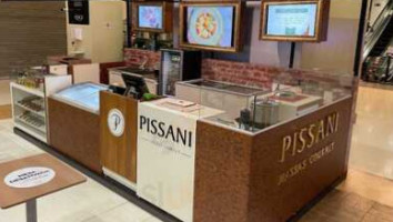 Pissani Mogi Shopping inside
