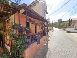 Antiquus Gastrobar: Restaurante, Cozinha Contemporânea, Cafeteria, Bar E Drinks Em Guaramiranga. inside