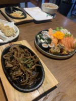 Yazu Sushi Osasco food