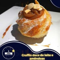 Sonhos De José Croissants E Facturas Argentinas food