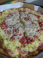 Pizzaria Luna Pinhal inside
