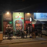 Ziggy Pub Exterior