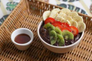 Tuira Açaí food