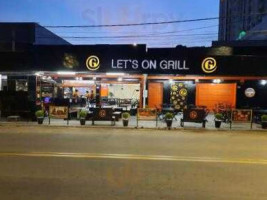 Grill Burger outside
