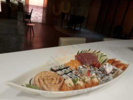 Kaitô Lounge Sushi inside
