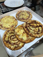Mundo Pizza E Esfiha food