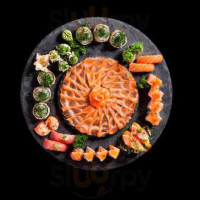 Sushi Cia food