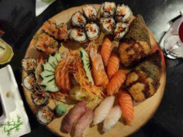 Hiro E Sushi House food