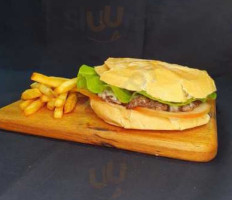 Manero Burger food