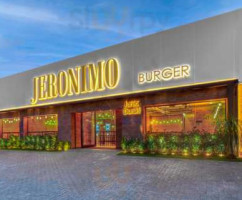 Jeronimo Burger inside