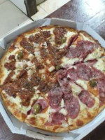 Guri Guloso Lanchone E Pizzaria food