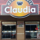 Claudia Extérieur
