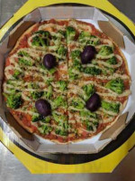 Vitrola's Pizza food