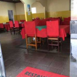 Ze Prego Comidas Caseira À l'intérieur