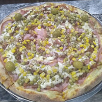 Oliveira's Pizzaria food