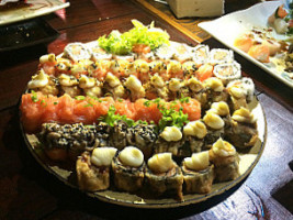 Sushi Bar Batatais food