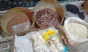 Mercado Municipal food