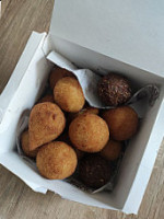 Um Sonho De Coxinha (cantina Vegana) food